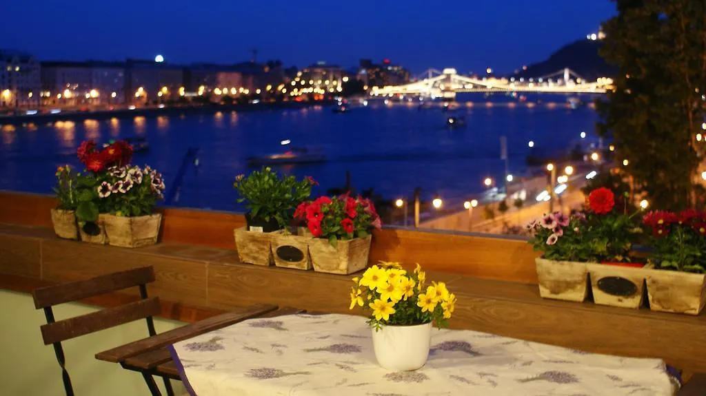 Danube Pearl Boutique Apartment Budapest